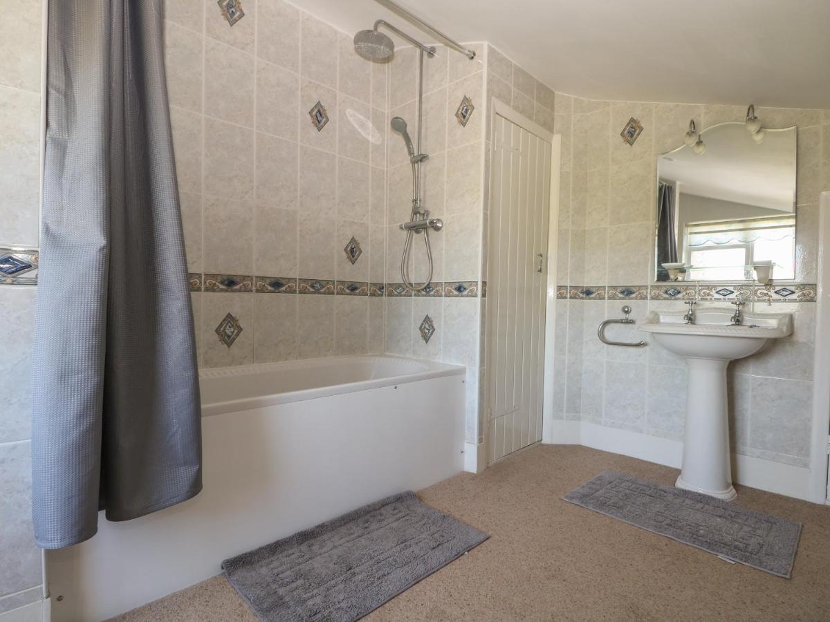 1 Paythorne Farm Cottages Henfield Εξωτερικό φωτογραφία